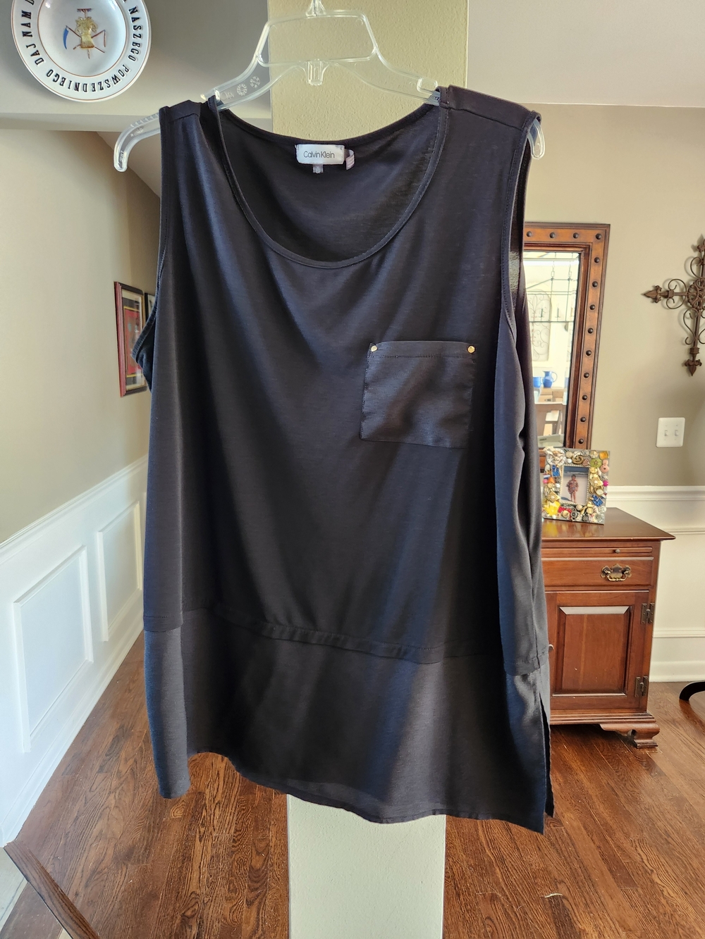 Calvin Klein Black Sleeveless Pocket Tank